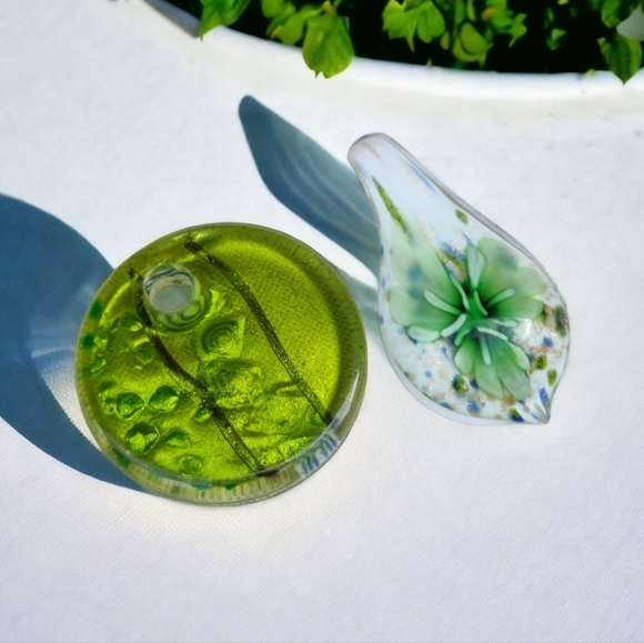 Vintage lamp work and millefiori pendants - Picture 2 of 13